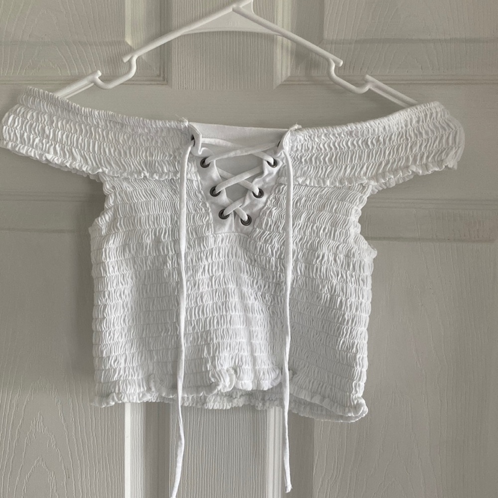 Aeropostale White Crop off-the-shoulder Tee